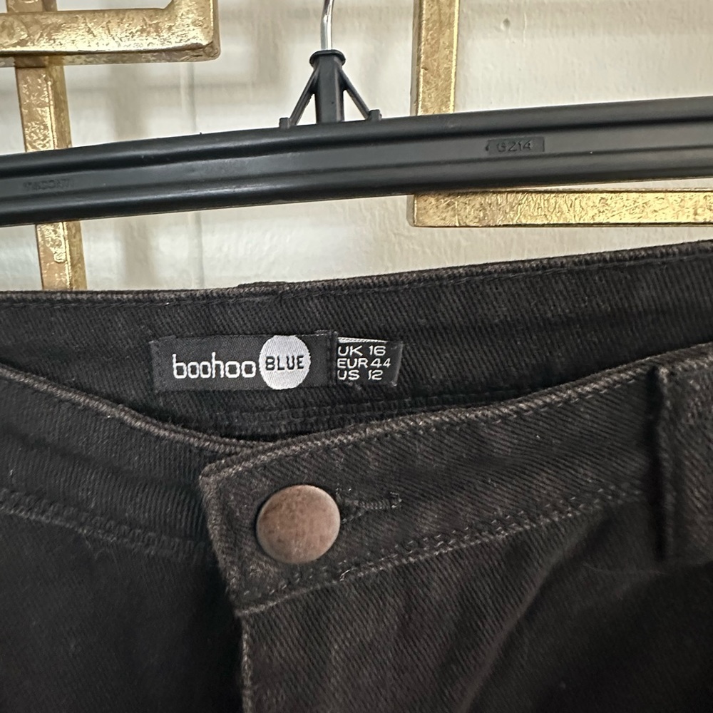 Black ripped jeans with detail - Picture 2 of 6